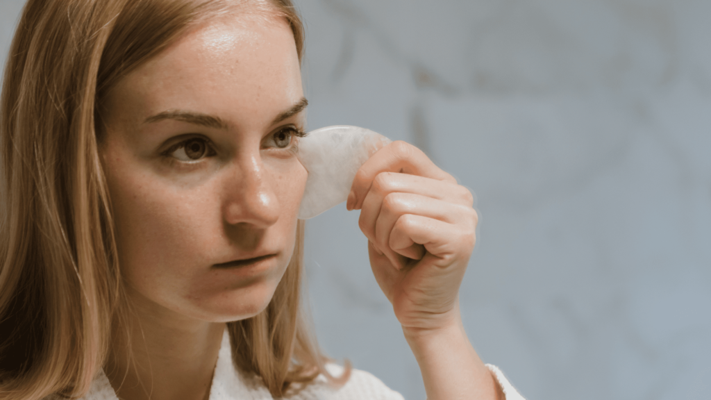 Gua sha and how to use it on cheeks